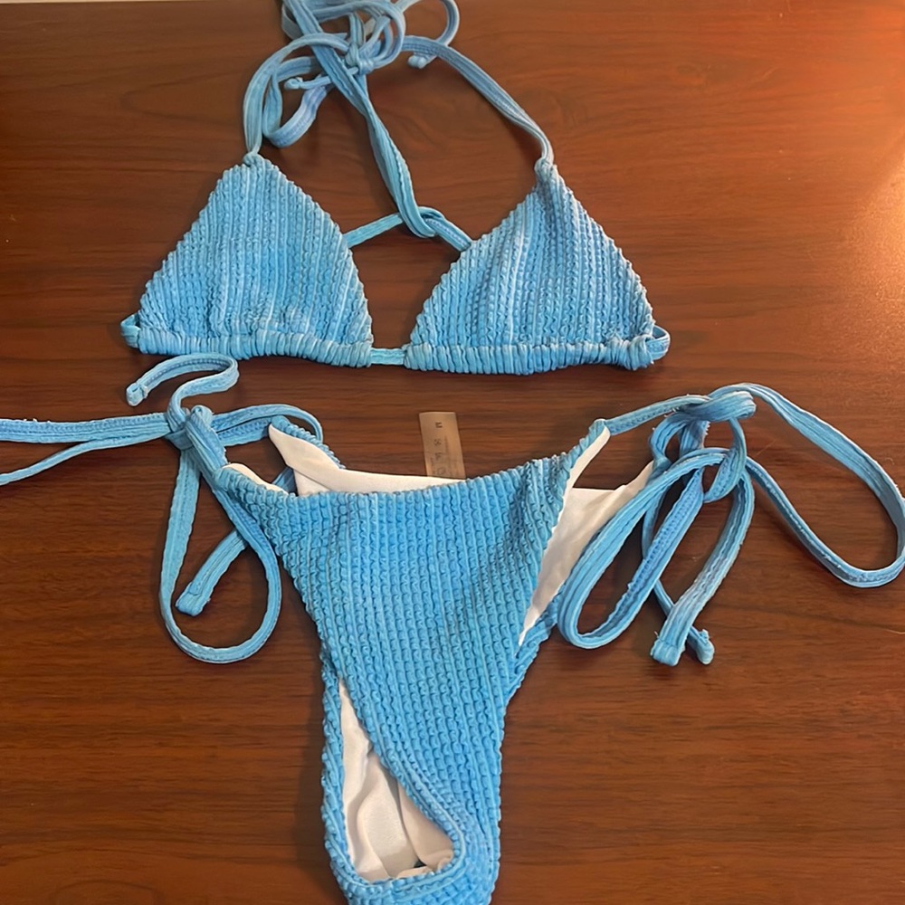 Light blue ribbed bikini